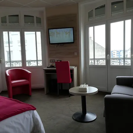 Hotel De La Terrasse 2*