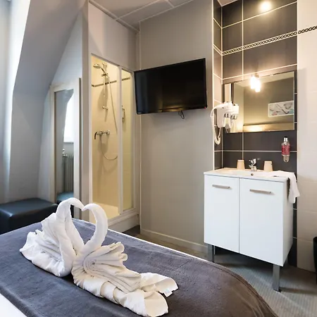 Ξενοδοχείο De La Terrasse 2*