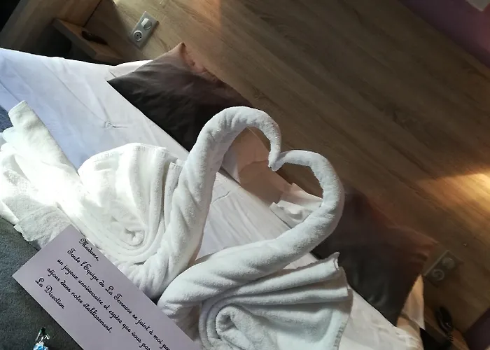 Hotel De La Terrasse 2*