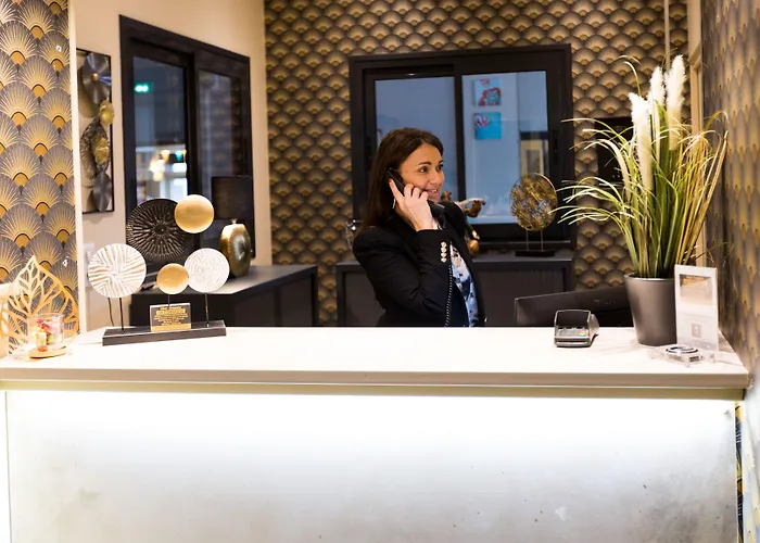 De La Terrasse Hotel 2*