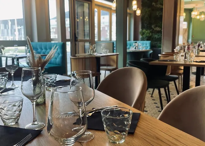 De La Terrasse Hotel 2*